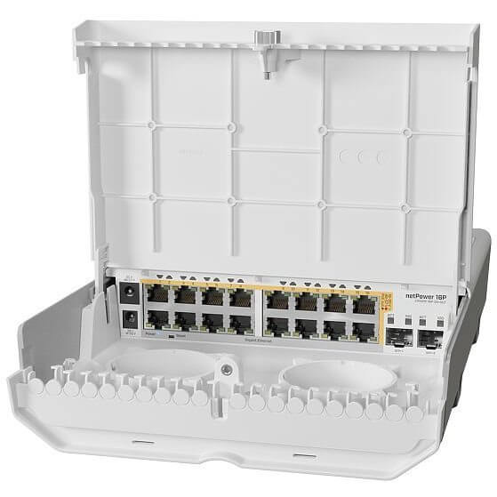 Switch Cloud 16 ports Giga PoE 2 SFP+ dual boot